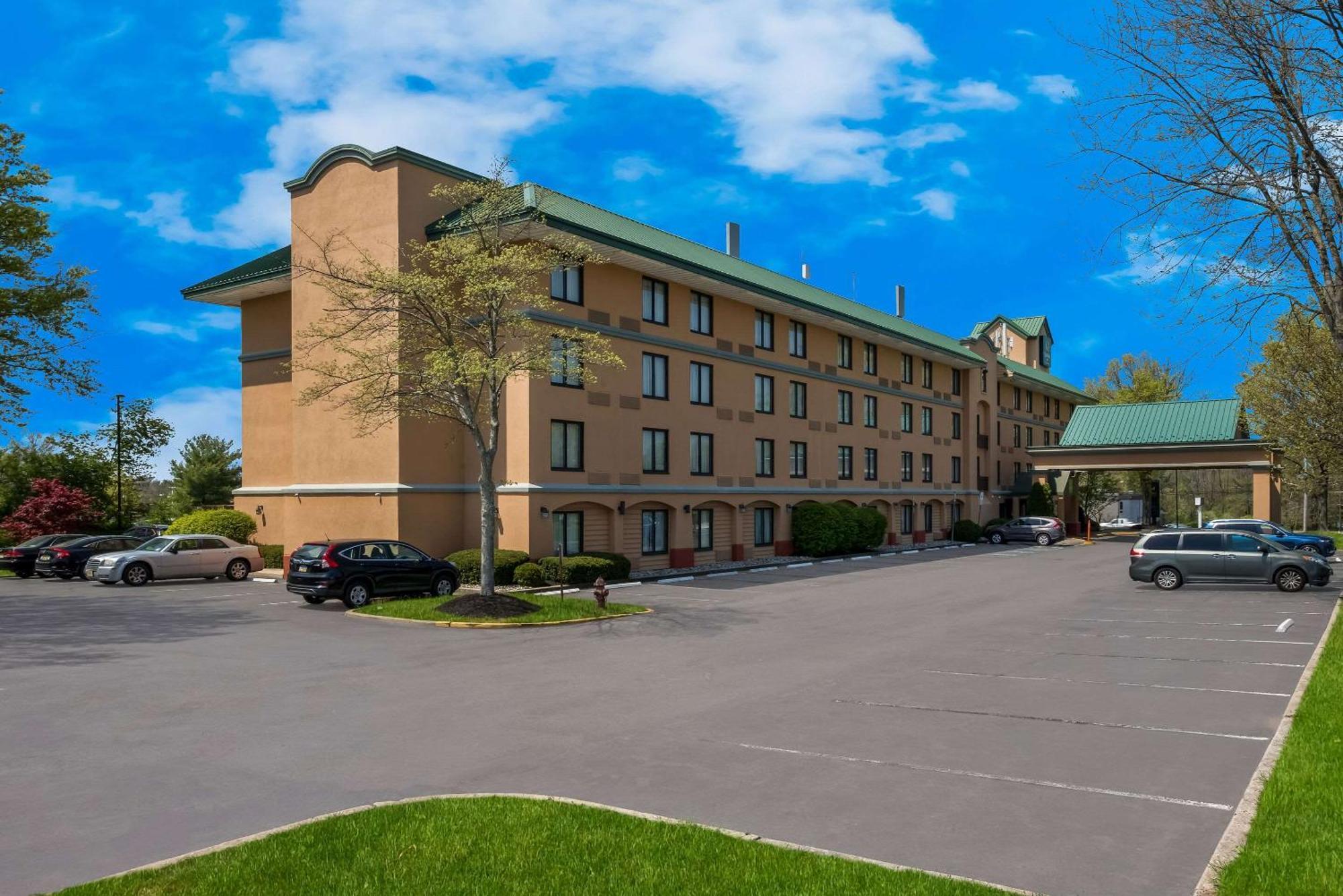 Quality Inn Near Princeton Lawrence Exterior foto